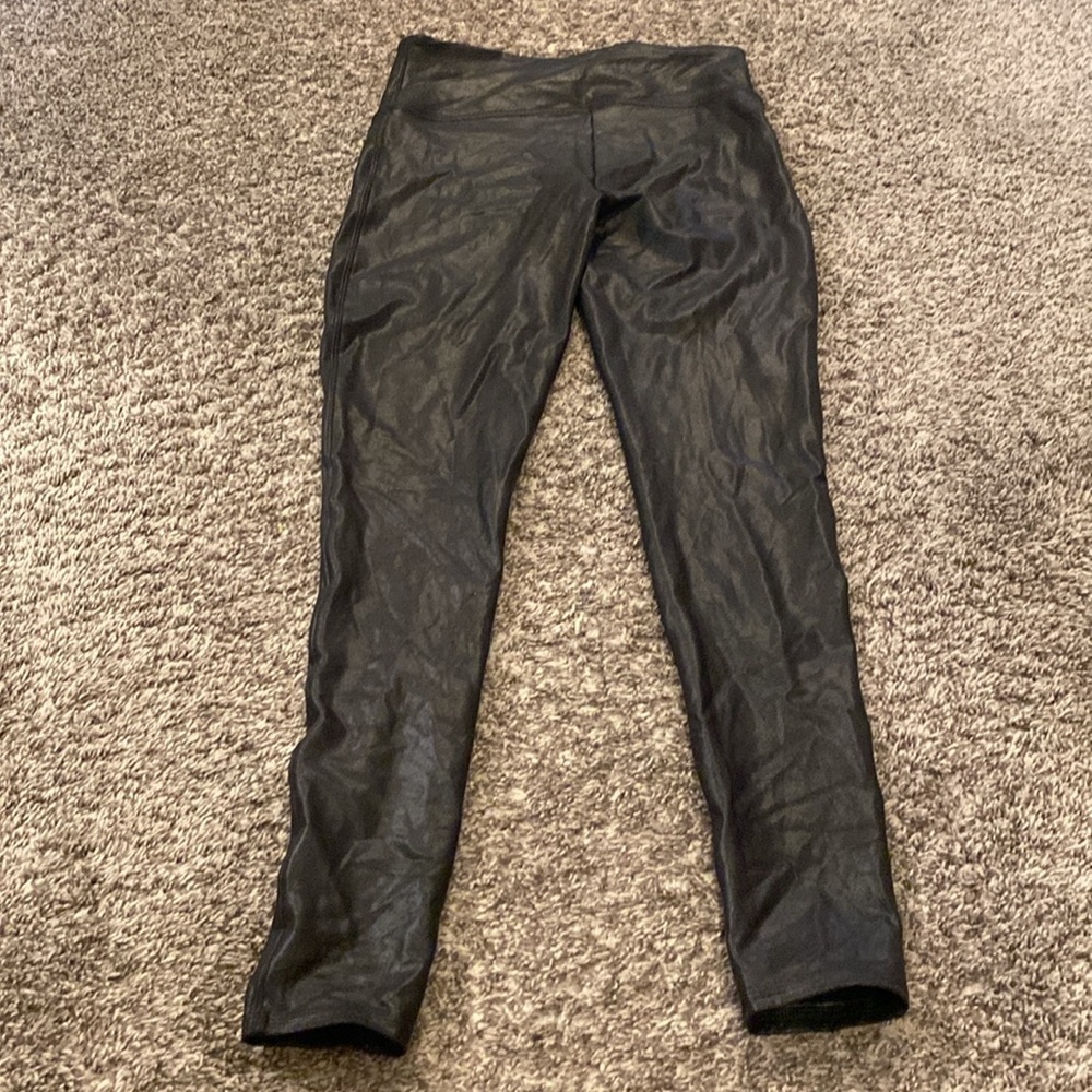 Spanx women’s black XL leggings - great condition - Picture 4 of 5
